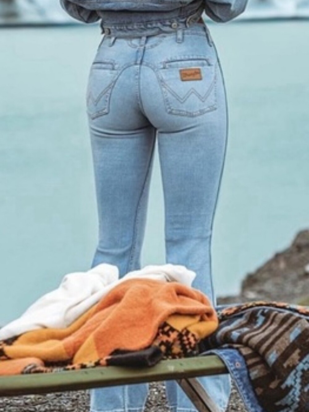 Wrangler Western Yoke  Flare  Jeans